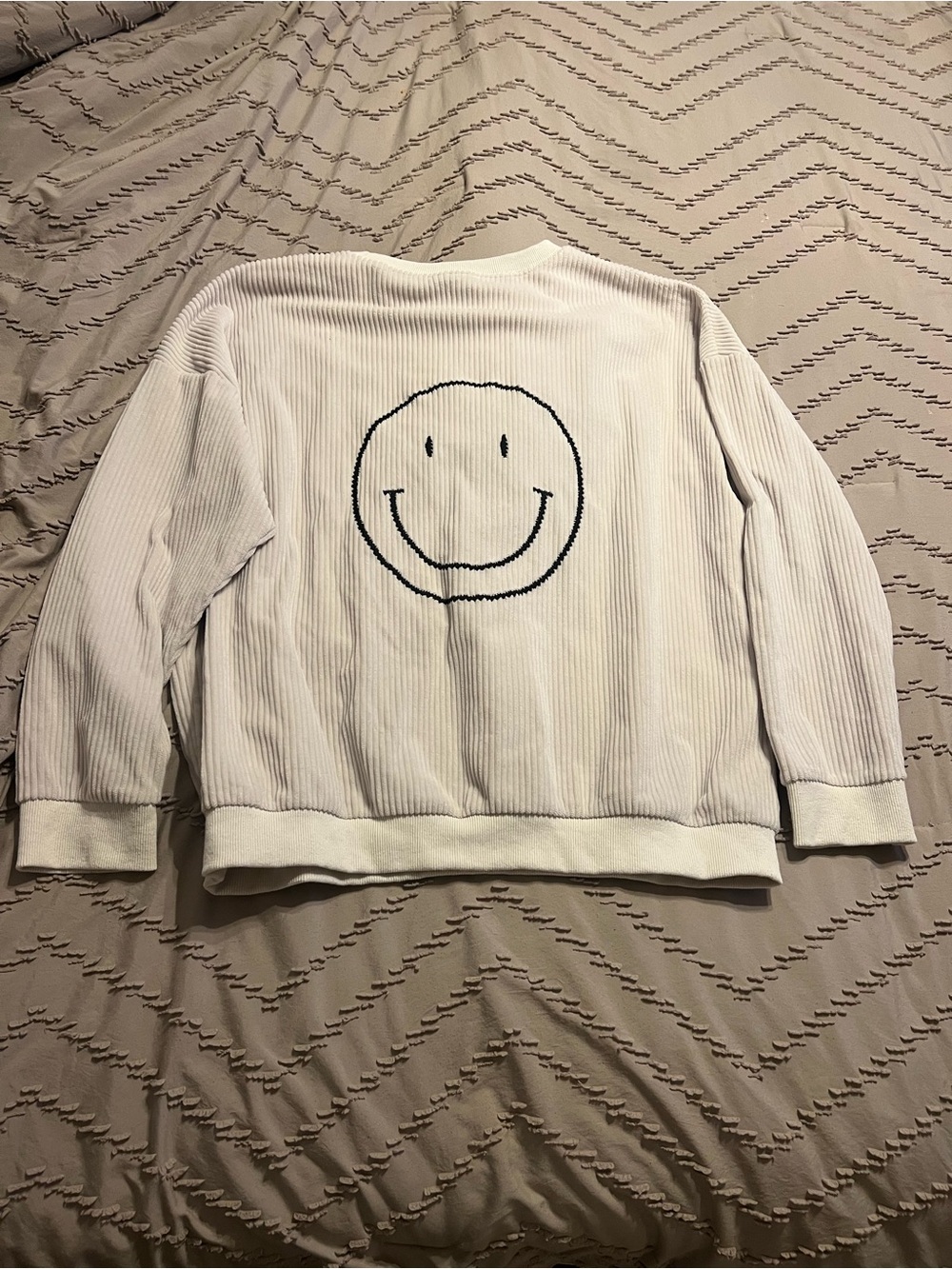 Sweatshirt with Smiley Back Graphic